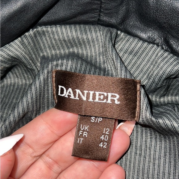 Genuine Danier leather hand spiked shoulders. - Picture 2 of 5